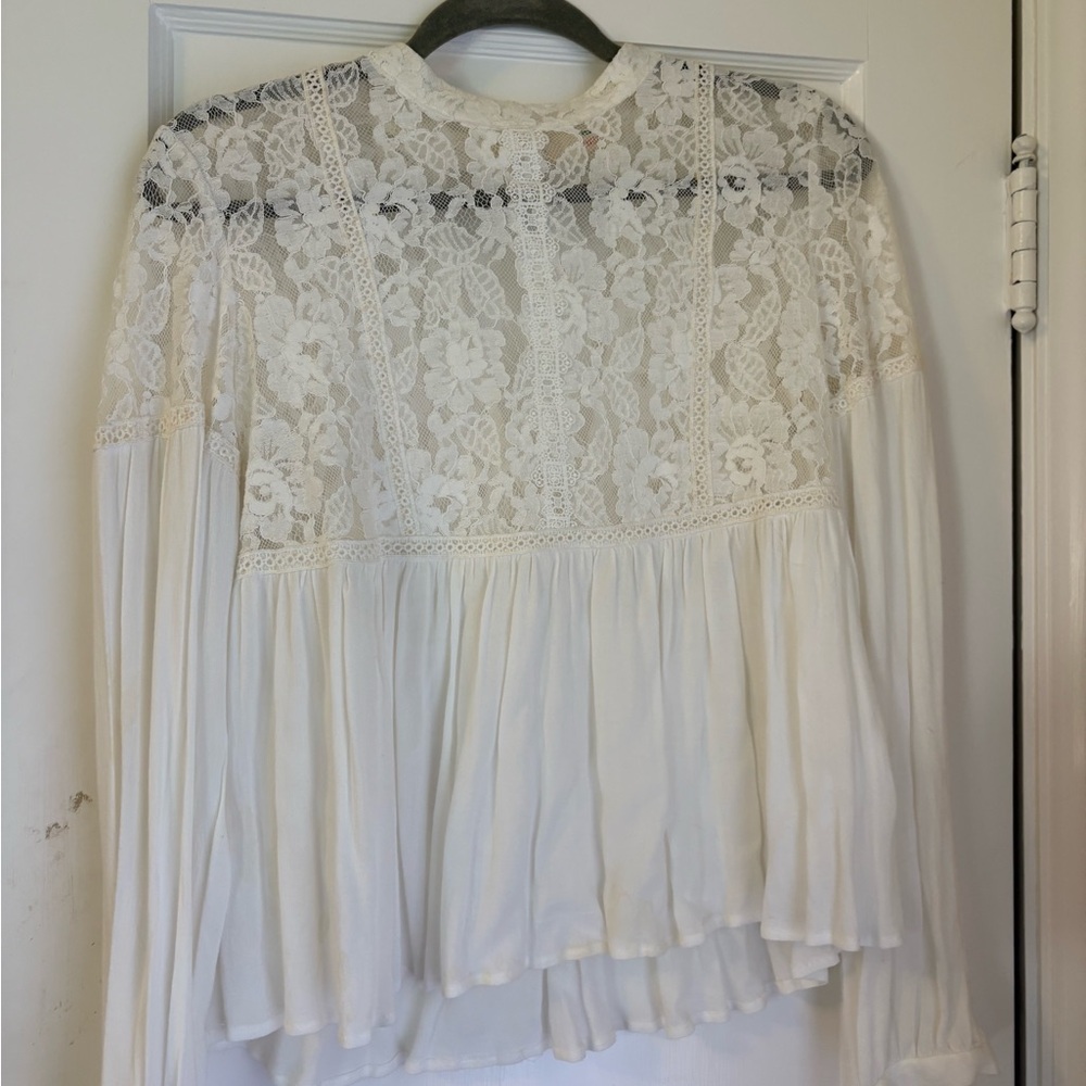 Hummingbird White Lace Yoke Peasant Top